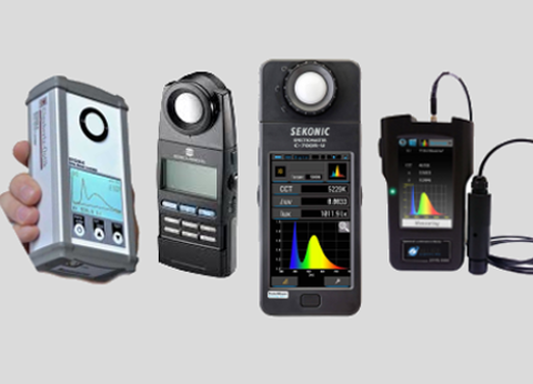 Hand held spectrometers & colorimeters